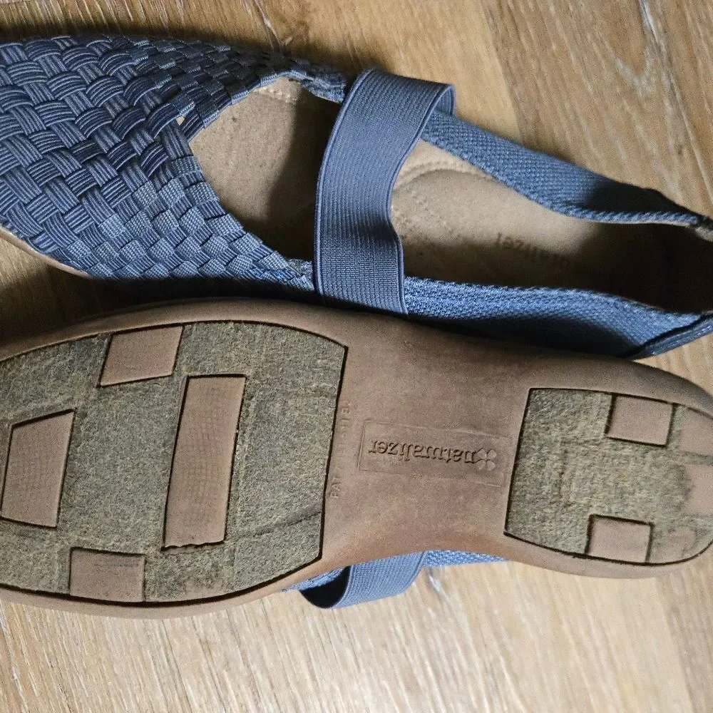 Naturalizer Gray Woven Flats